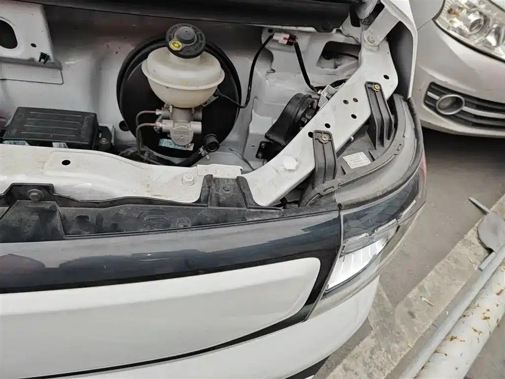 Changan Ruixing EM80 2025 Passenger Edition Comfort Model 6 Seats 300km Range Double Door — миниатюра 22