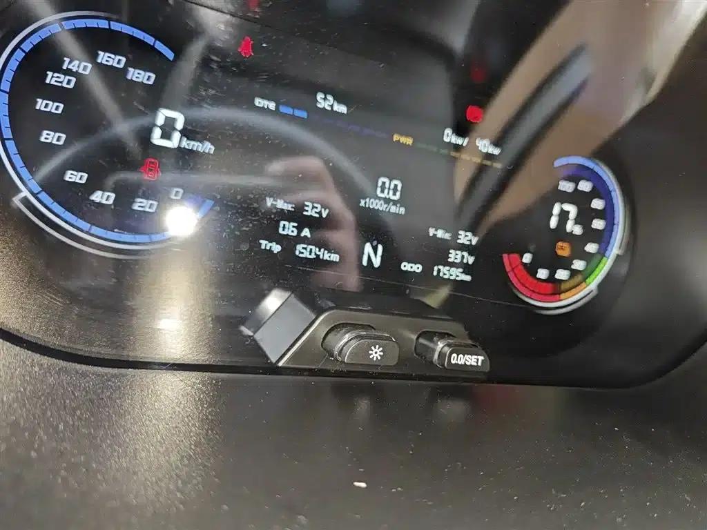 Changan Ruixing EM80 2025 Passenger Edition Comfort Model 6 Seats 300km Range Double Door — миниатюра 5