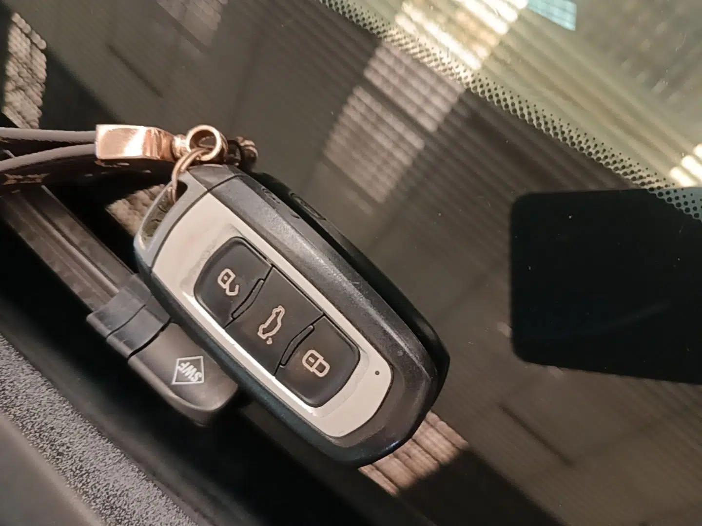 Geely Auto Emgrand GT 2015 1.8T Flagship Model — миниатюра 12