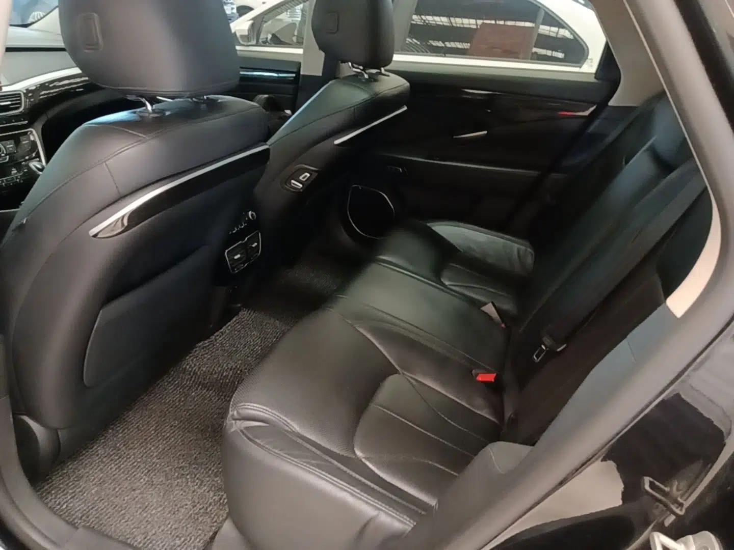 Geely Auto Emgrand GT 2015 1.8T Flagship Model — миниатюра 20