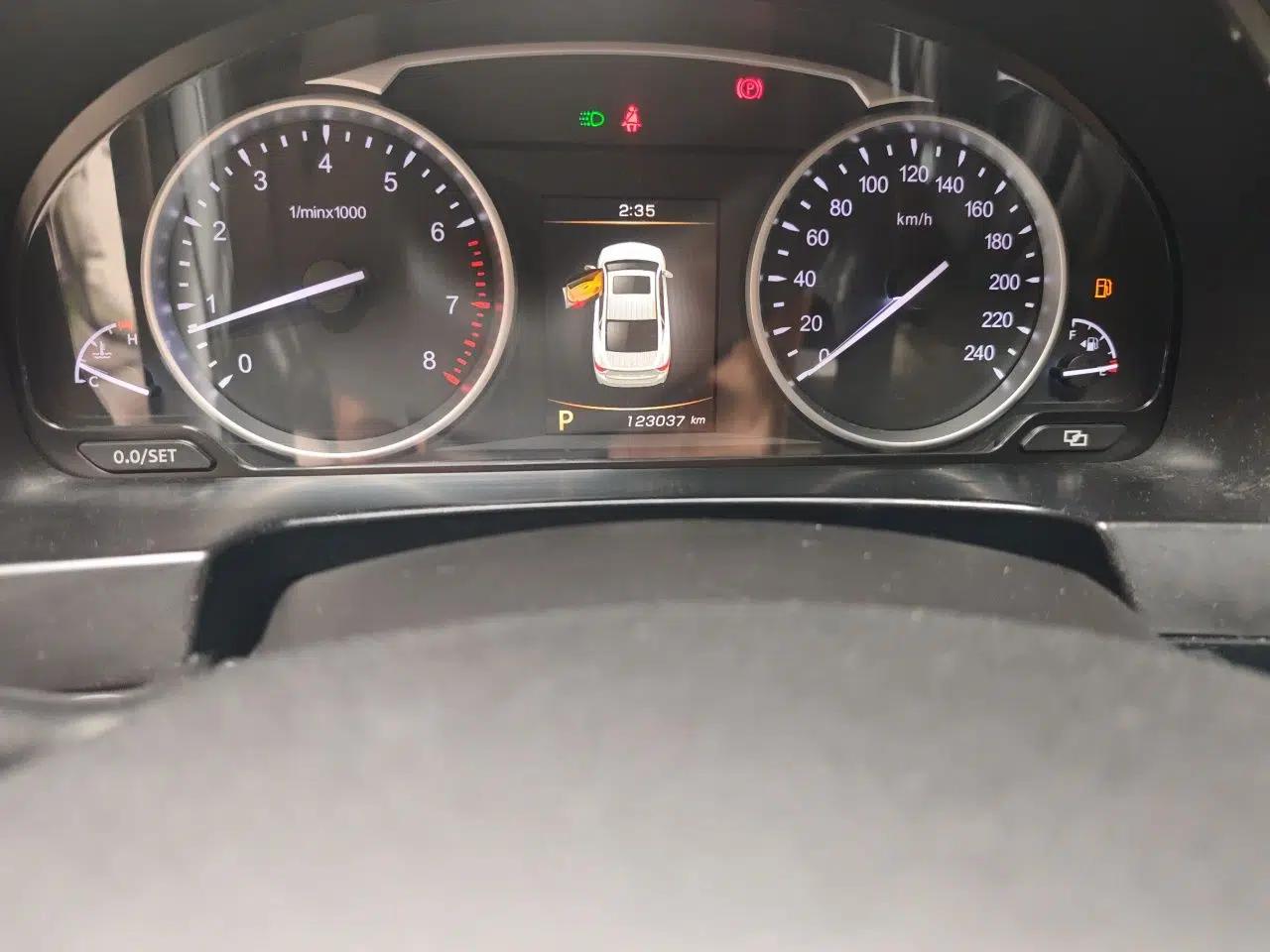 Geely Auto Emgrand GT 2015 1.8T Comfort Model — миниатюра 13