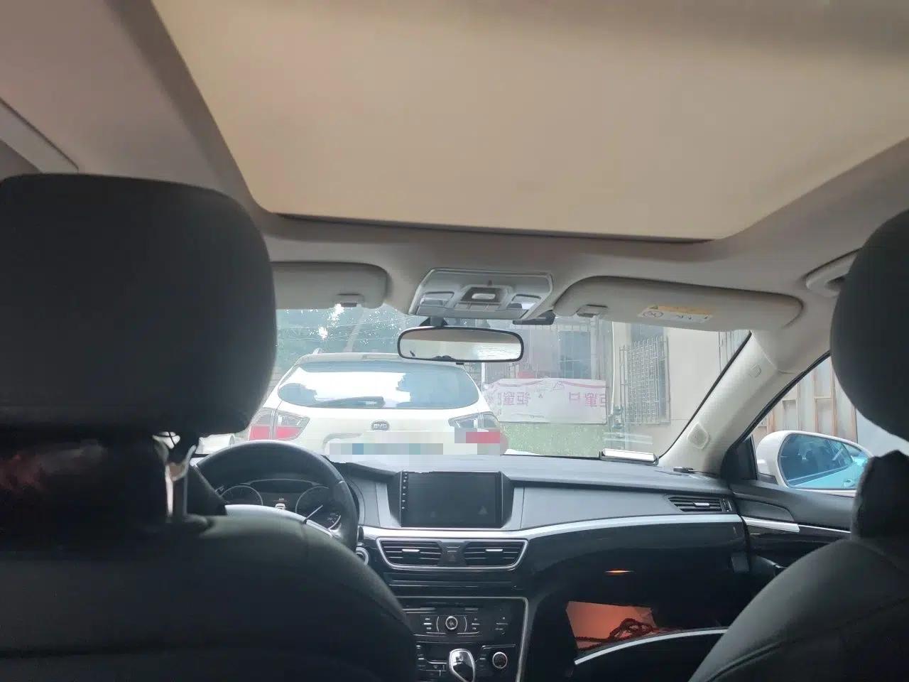 Geely Auto Emgrand GT 2015 1.8T Comfort Model — миниатюра 19