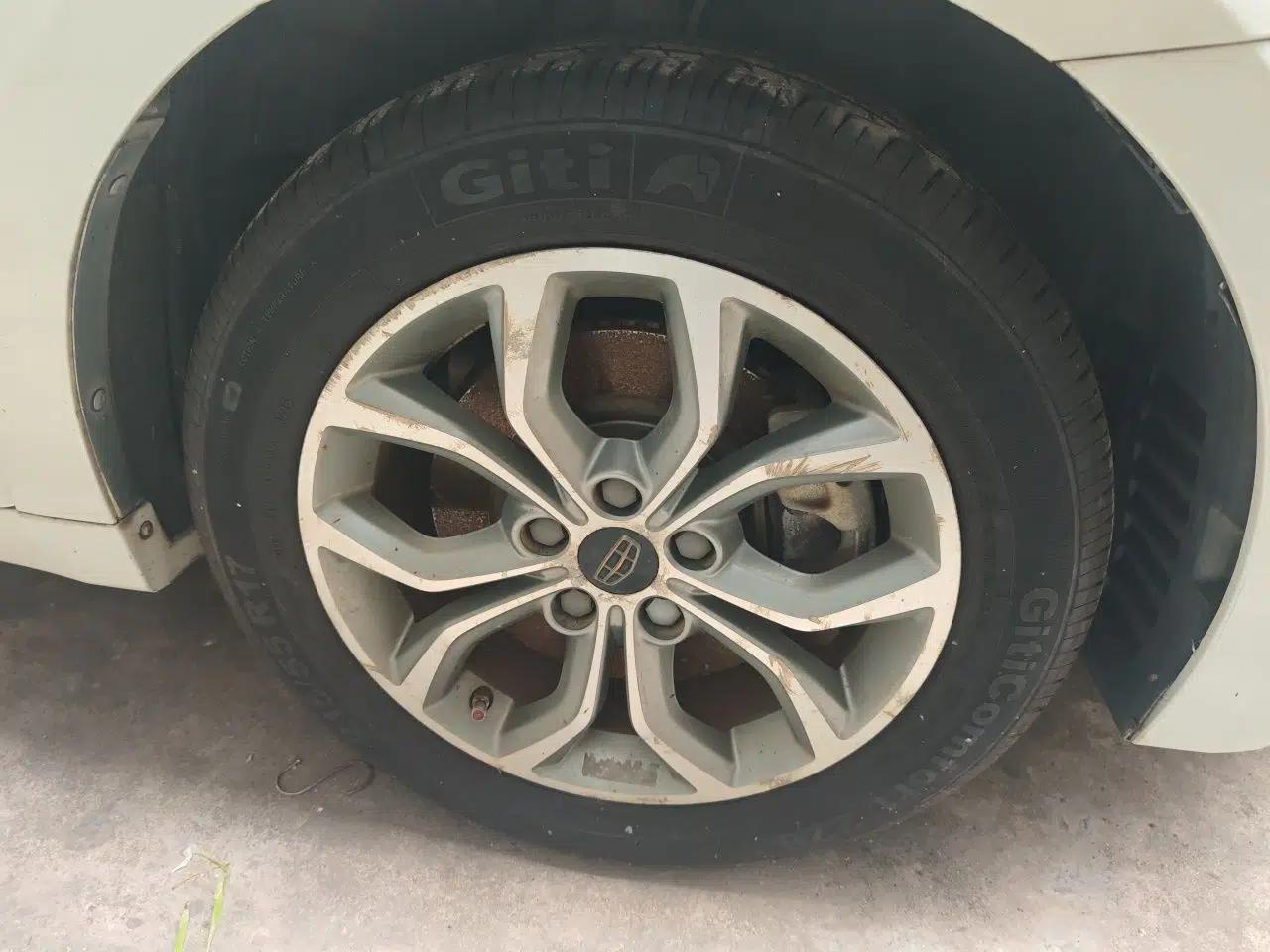 Geely Auto Emgrand GT 2015 1.8T Comfort Model — миниатюра 8