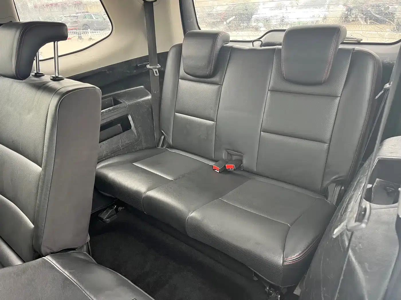 Changan Oushang A600 2016 1.5L Manual Deluxe 7-Seater — миниатюра 8