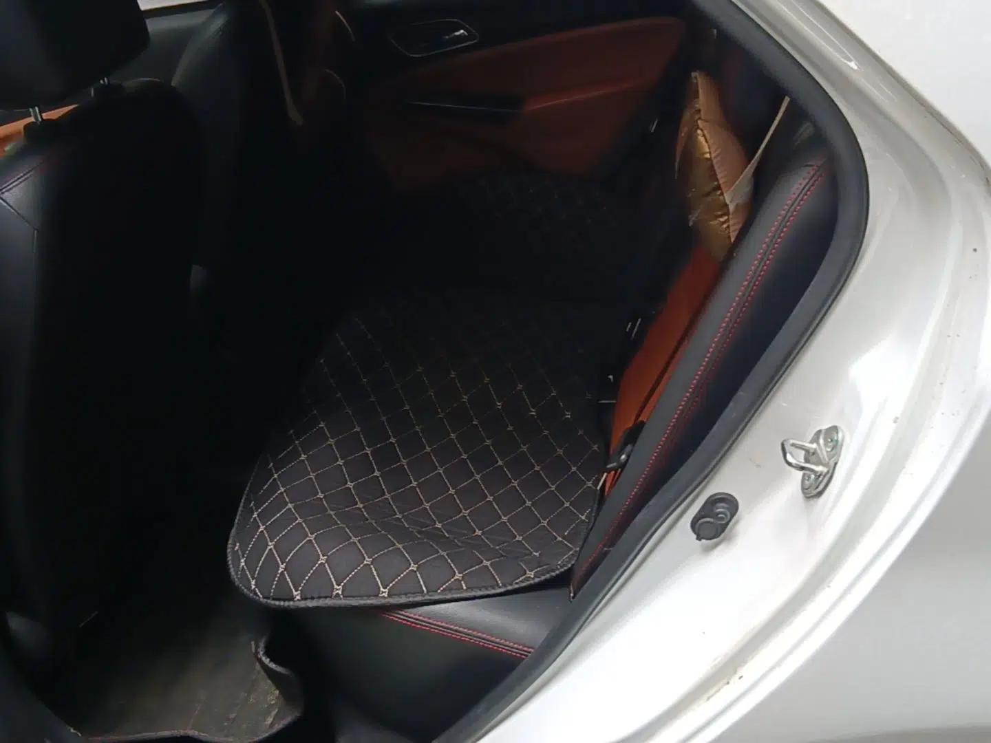 Geely Auto Diamond 2016 1.5L Manual Elite Edition — миниатюра 20