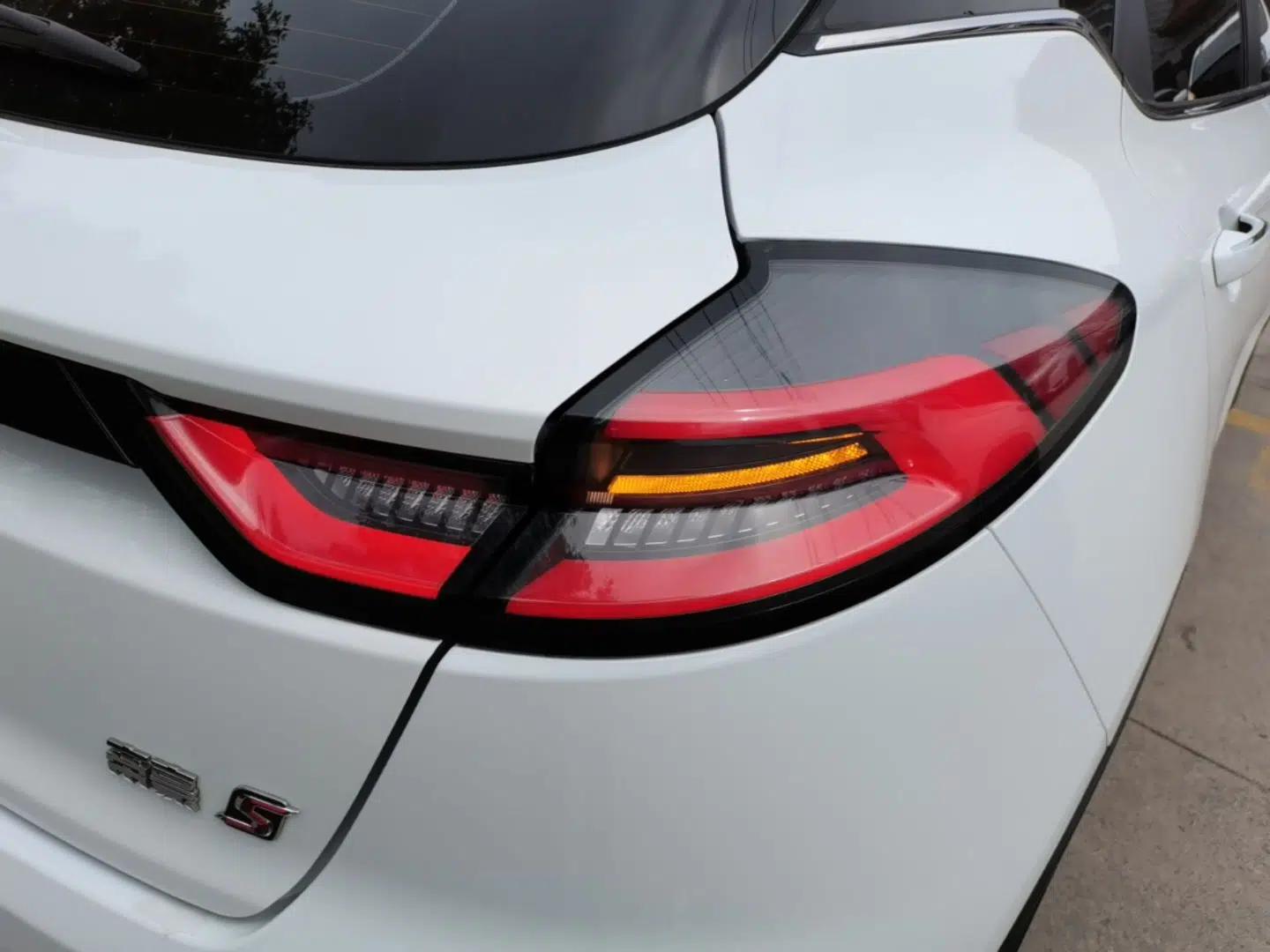 Geely Auto Emgrand S 2021 1.4T CVT Luxury Version — миниатюра 7