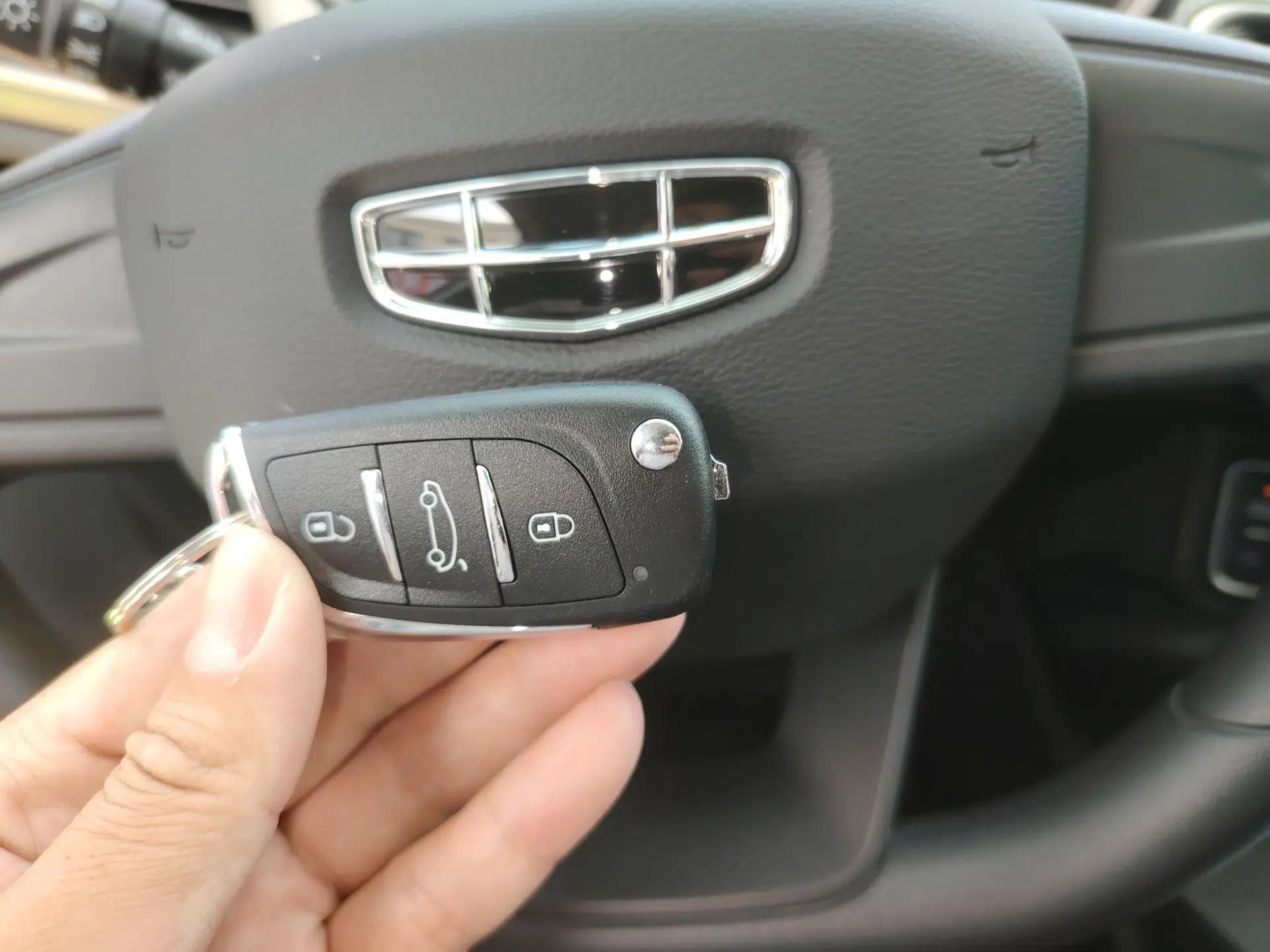 Geely Auto Emgrand New Energy 2022 EV Pro Ride-Hailing Version Lithium Iron Phosphate — миниатюра 12