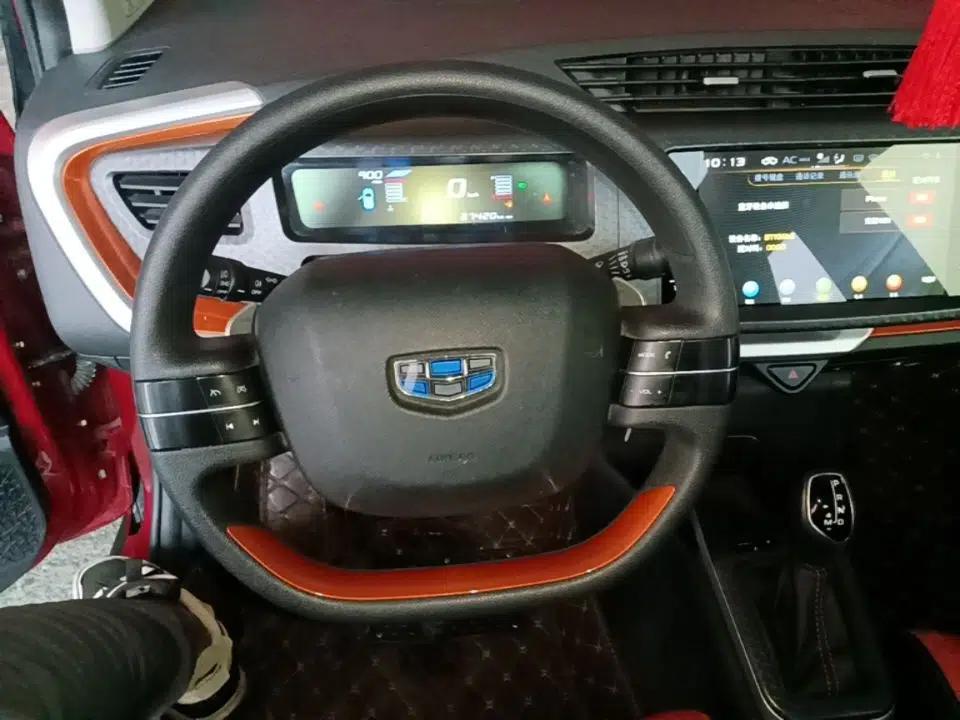 Geely Auto Vision X1 2017 1.3L Automatic Player Edition — миниатюра 14