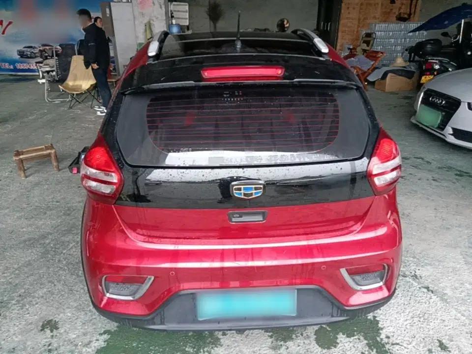 Geely Auto Vision X1 2017 1.3L Automatic Player Edition — миниатюра 5