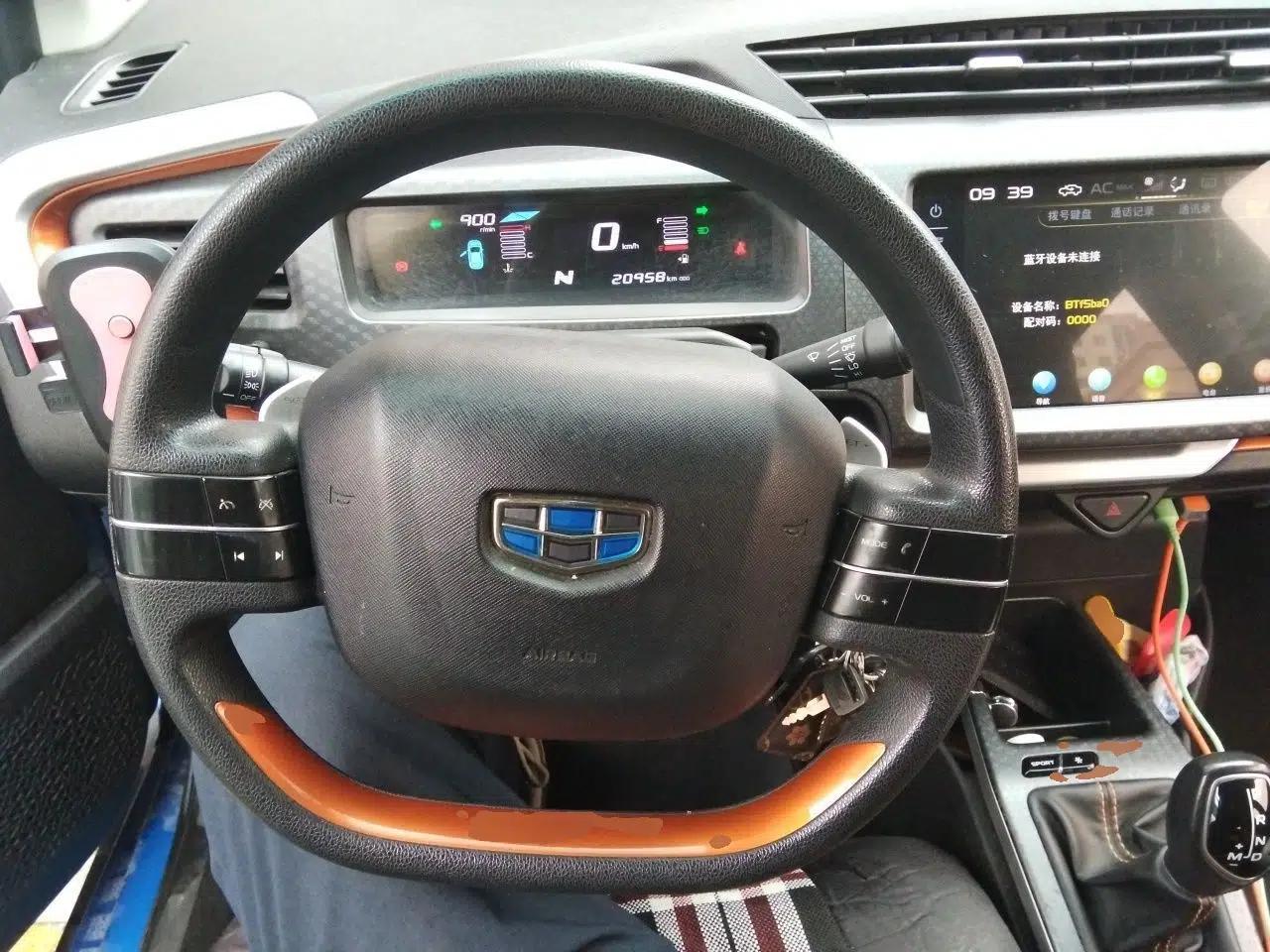 Geely Auto Vision X1 2017 1.3L Automatic Fun Edition — миниатюра 11