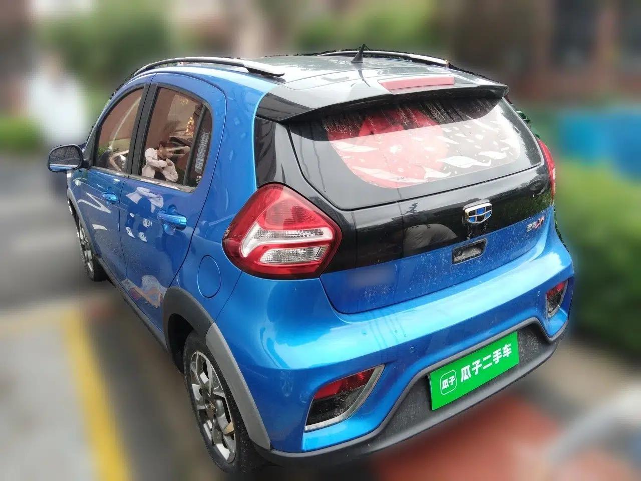 Geely Auto Vision X1 2017 1.3L Automatic Fun Edition — миниатюра 4