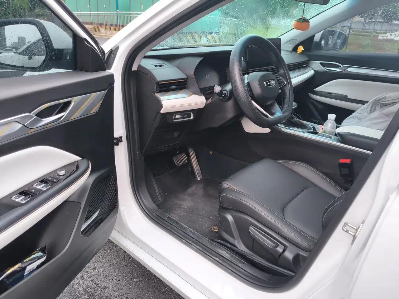 Geely Auto Emgrand L 2022 1.4T CVT Flagship Edition — миниатюра 17
