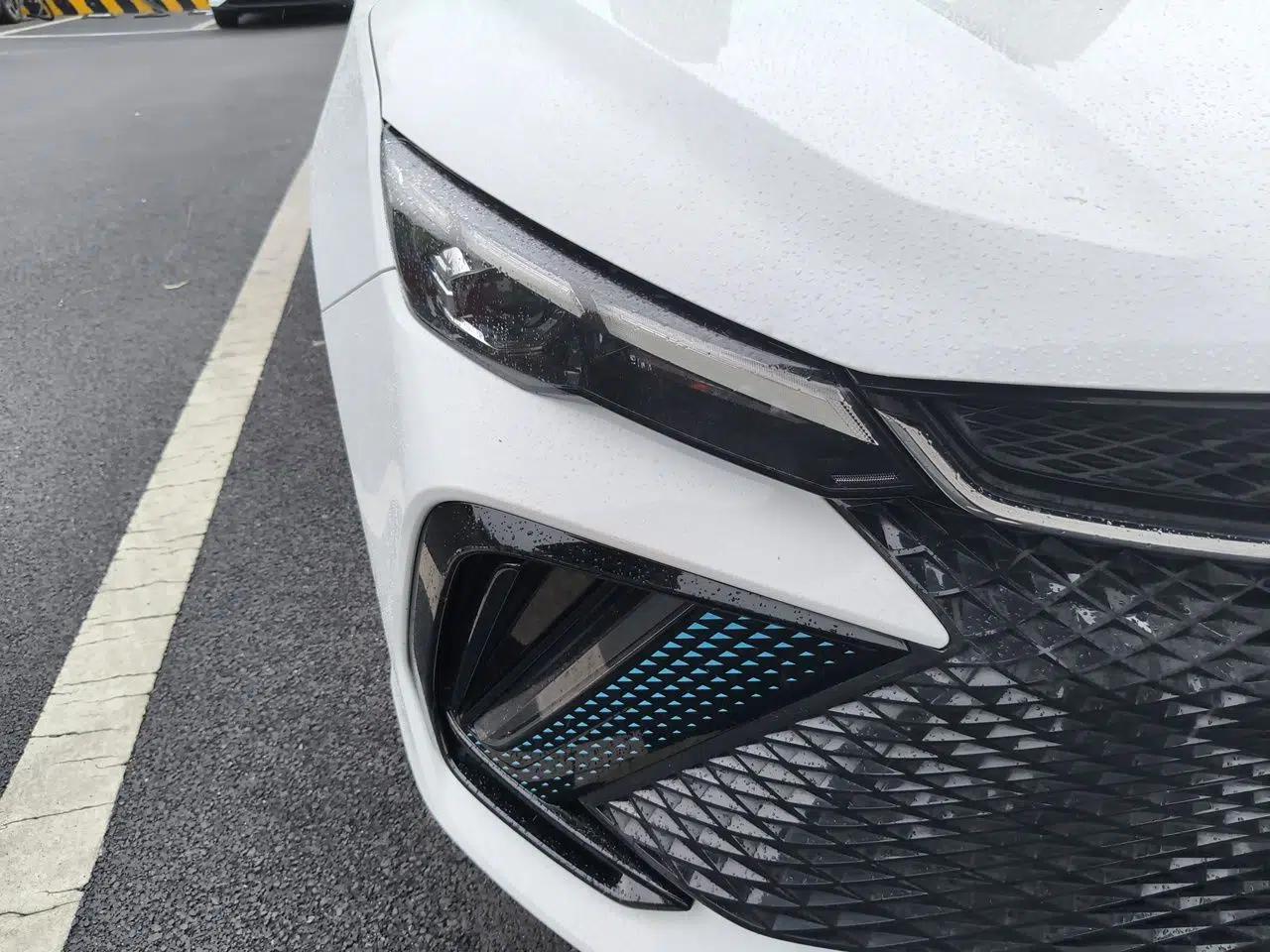 Geely Auto Emgrand L 2022 1.4T CVT Flagship Edition — миниатюра 7