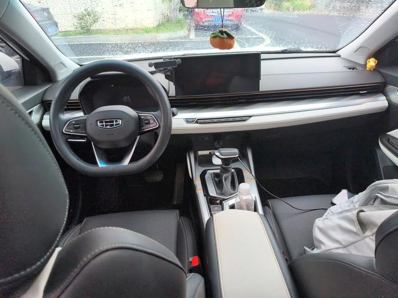 Geely Auto Emgrand L 2022 1.4T CVT Flagship Edition — миниатюра 10