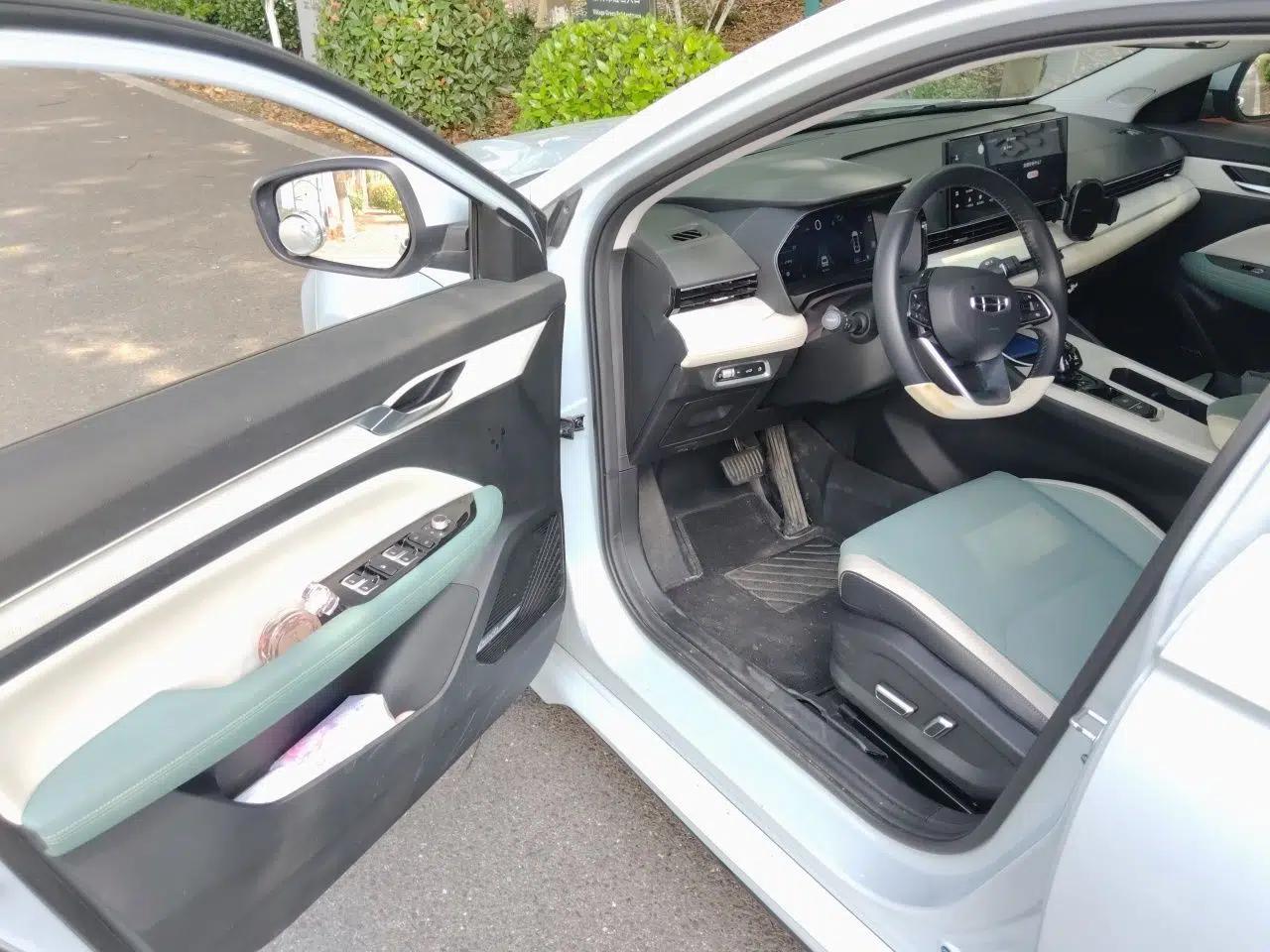 Geely Auto Emgrand L HiP 2022 1.5TD-DHT Pro 100KM Super Rui — миниатюра 17