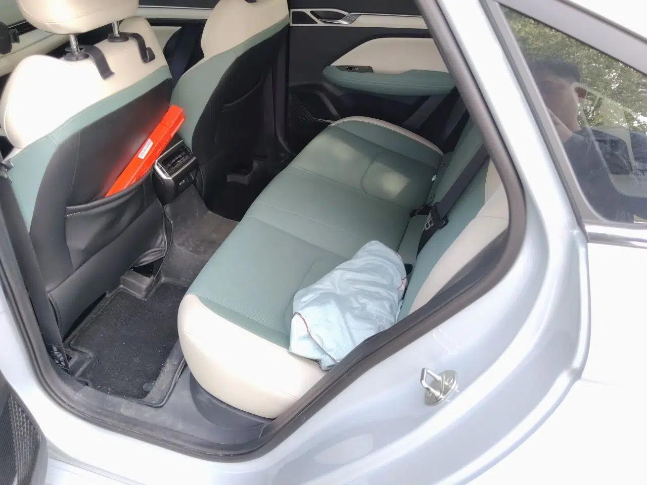 Geely Auto Emgrand L HiP 2022 1.5TD-DHT Pro 100KM Super Rui — миниатюра 18