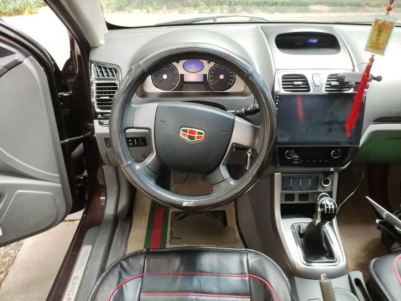 Geely Auto Classic Emgrand 2012 Sedan 1.5L Manual Standard Model — миниатюра 11