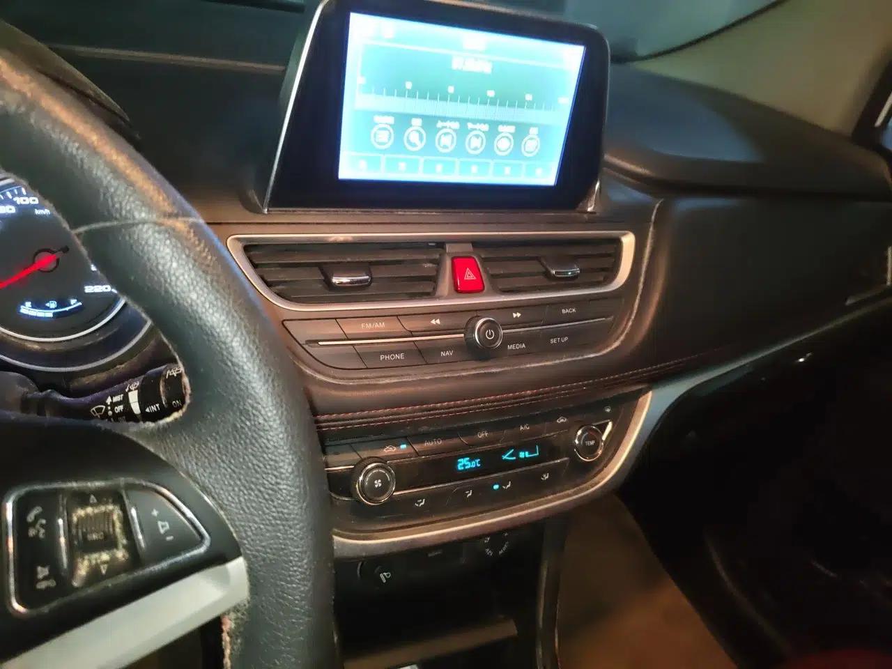 JAC Group Refine S3 2017 1.6L CVT Luxury Smart Model — миниатюра 14