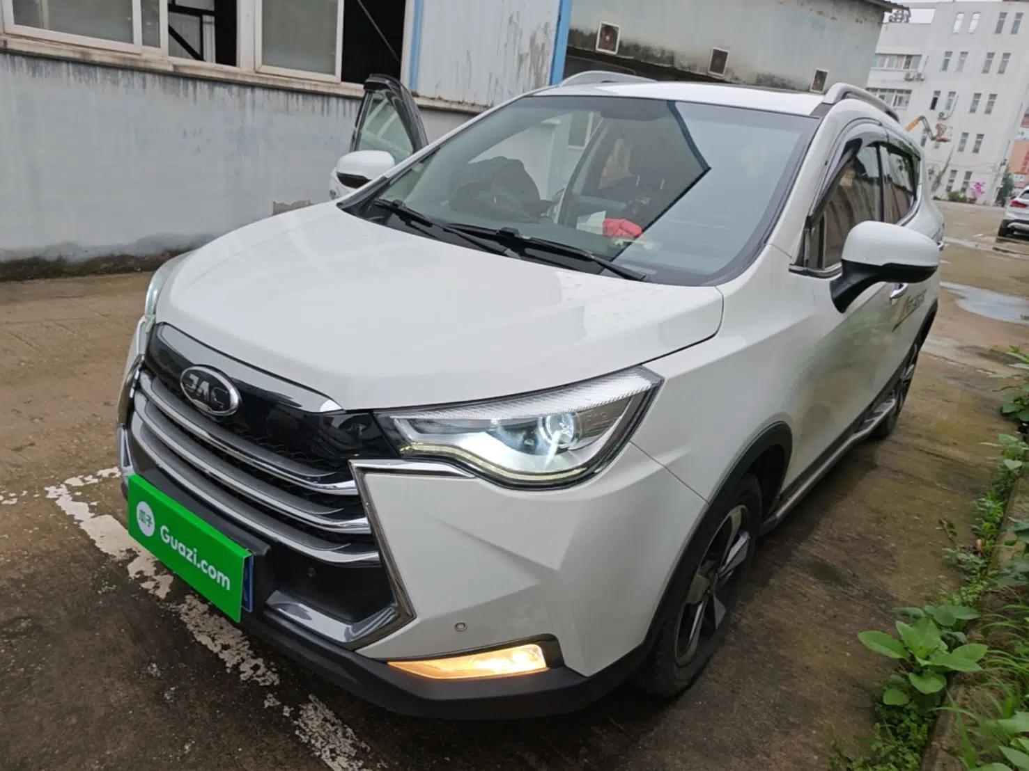JAC Group Refine S3 2018 Custom Edition 1.5L Manual Luxury Smart Model — миниатюра 1