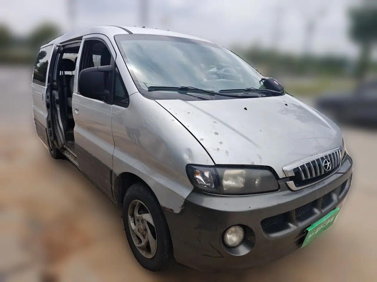 JAC Group Refine 2011 2.0L Shuttle Gasoline Comfort Edition HFC4GA3 — миниатюра 3
