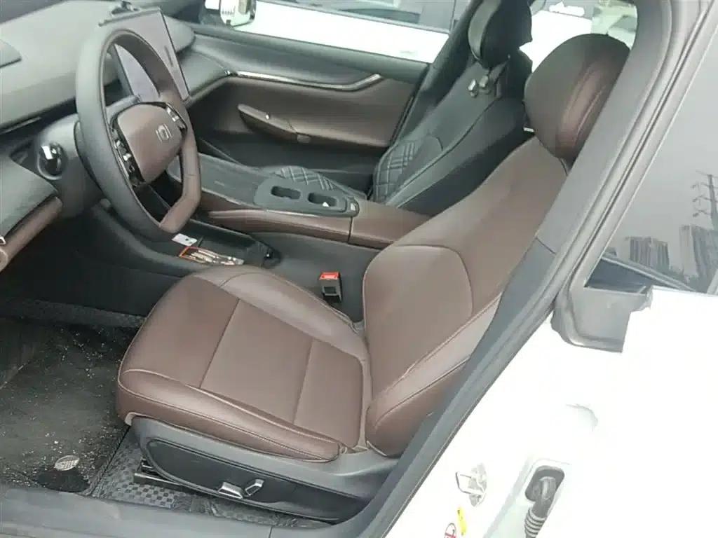 Changan Qiyuan A07 2025 Range Extended Edition, Truly Delicious, Elite Version (140km) — миниатюра 15
