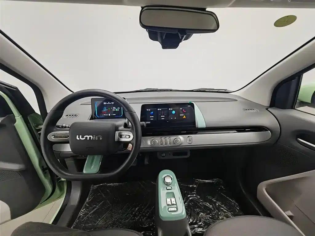 Changan Lumin 2022 Model 155km Sweet Edition — миниатюра 5