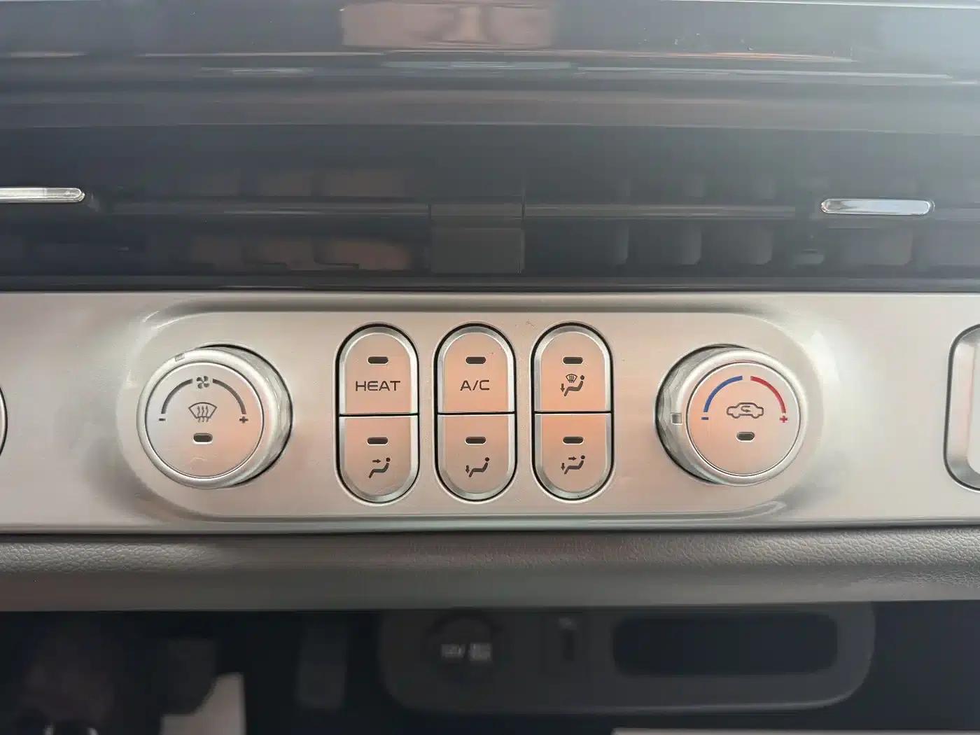 Changan Lumin 2022 Model 155km Sweet Edition — миниатюра 17