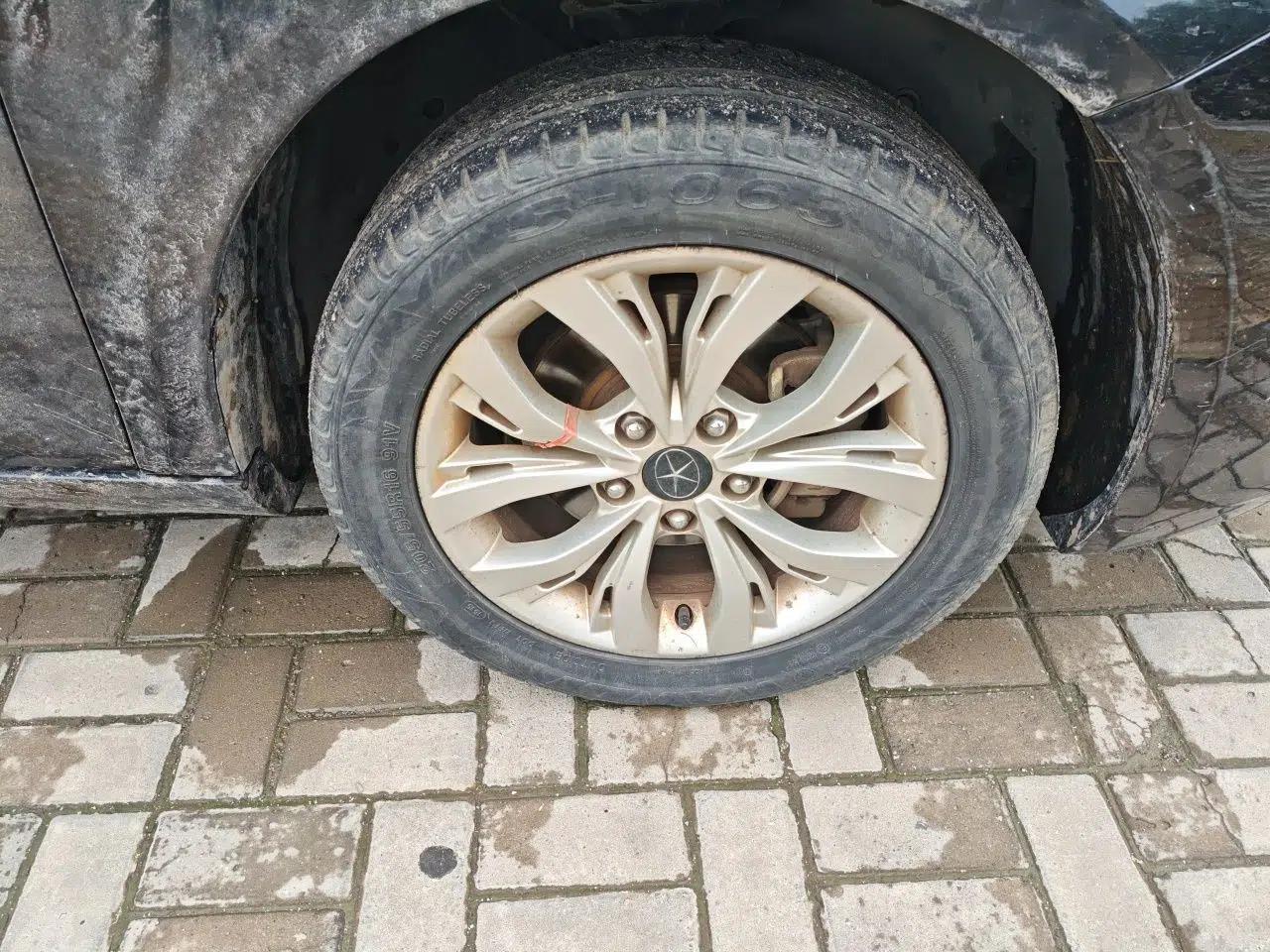 JAC Group Heyue 2014 1.5L Manual Luxury Version China IV Standard — миниатюра 8