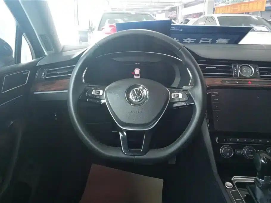 2018 Volkswagen Magotan 330TSI DSG Luxury — миниатюра 15