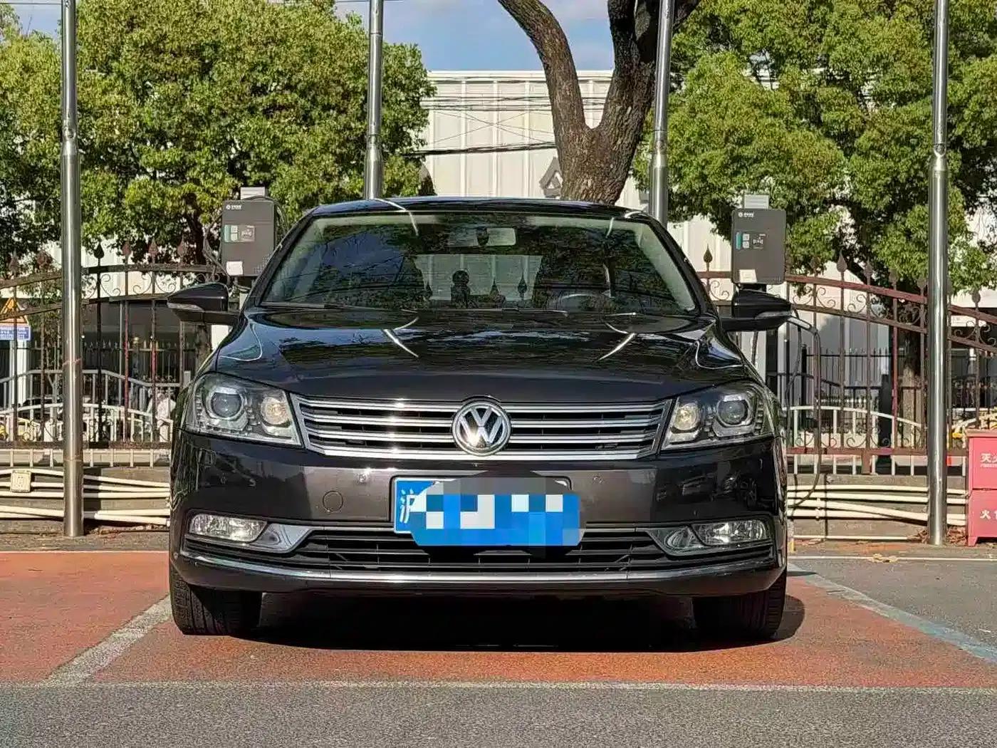 2013 Volkswagen Passat 2.0TSI Luxury — миниатюра 2