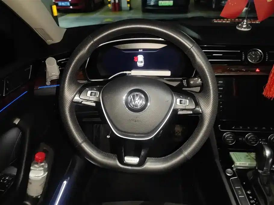 2018 Volkswagen Passat 380TSI DSG Premium — миниатюра 15