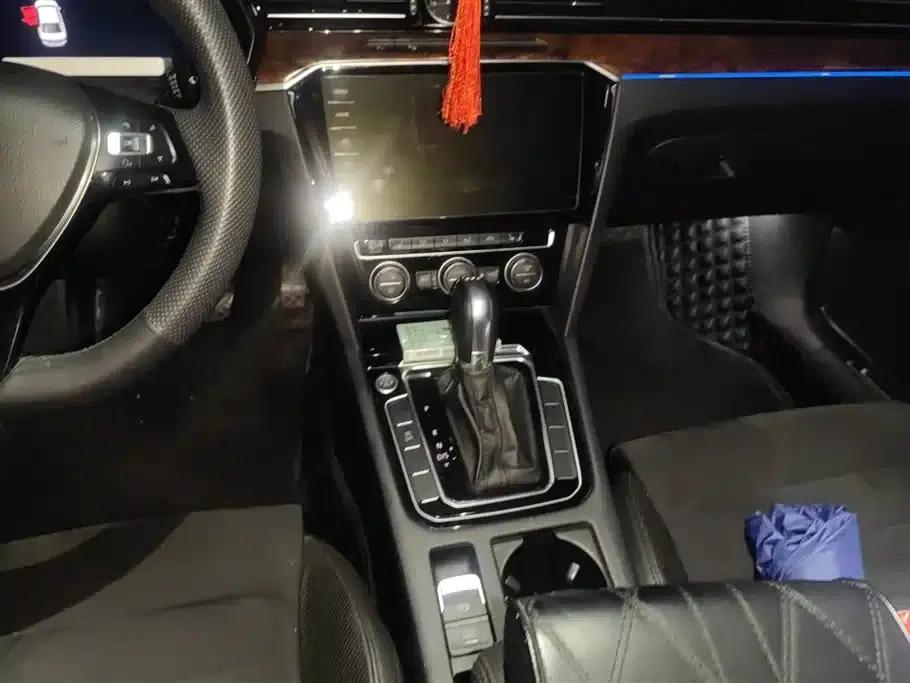 2018 Volkswagen Passat 380TSI DSG Premium — миниатюра 16