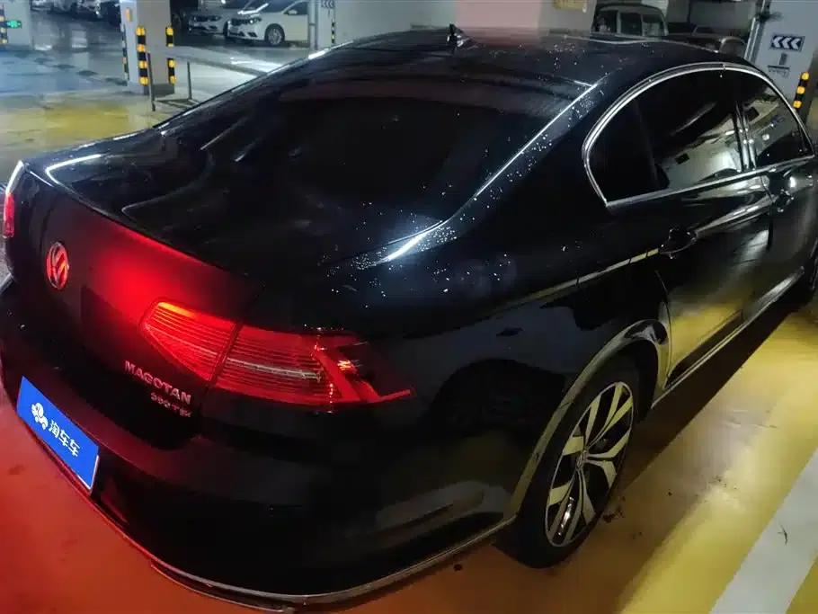 2018 Volkswagen Passat 380TSI DSG Premium — миниатюра 3
