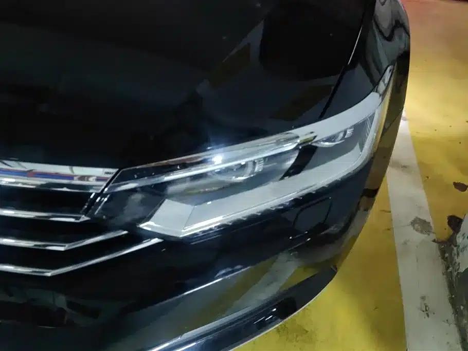 2018 Volkswagen Passat 380TSI DSG Premium — миниатюра 5