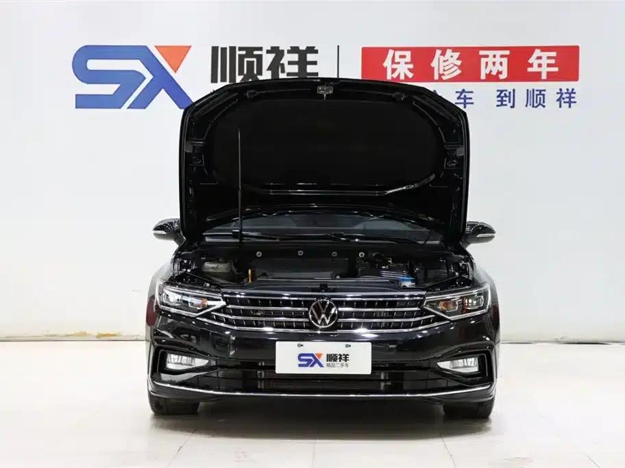 2024 Volkswagen Magotan 330TSI DSG Luxury Edition (2 Million Units Limited Edition) — миниатюра 19