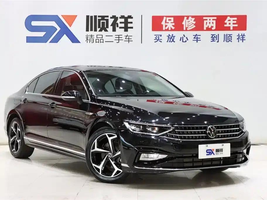 2024 Volkswagen Magotan 330TSI DSG Luxury Edition (2 Million Units Limited Edition) — миниатюра 3