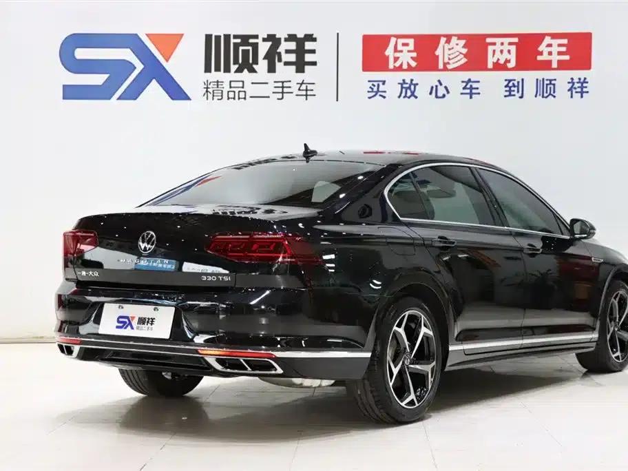2024 Volkswagen Magotan 330TSI DSG Luxury Edition (2 Million Units Limited Edition) — миниатюра 5