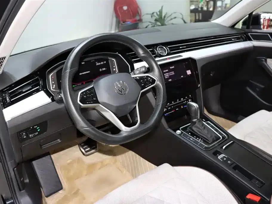 2024 Volkswagen Magotan 330TSI DSG Luxury Edition (2 Million Units Limited Edition) — миниатюра 9