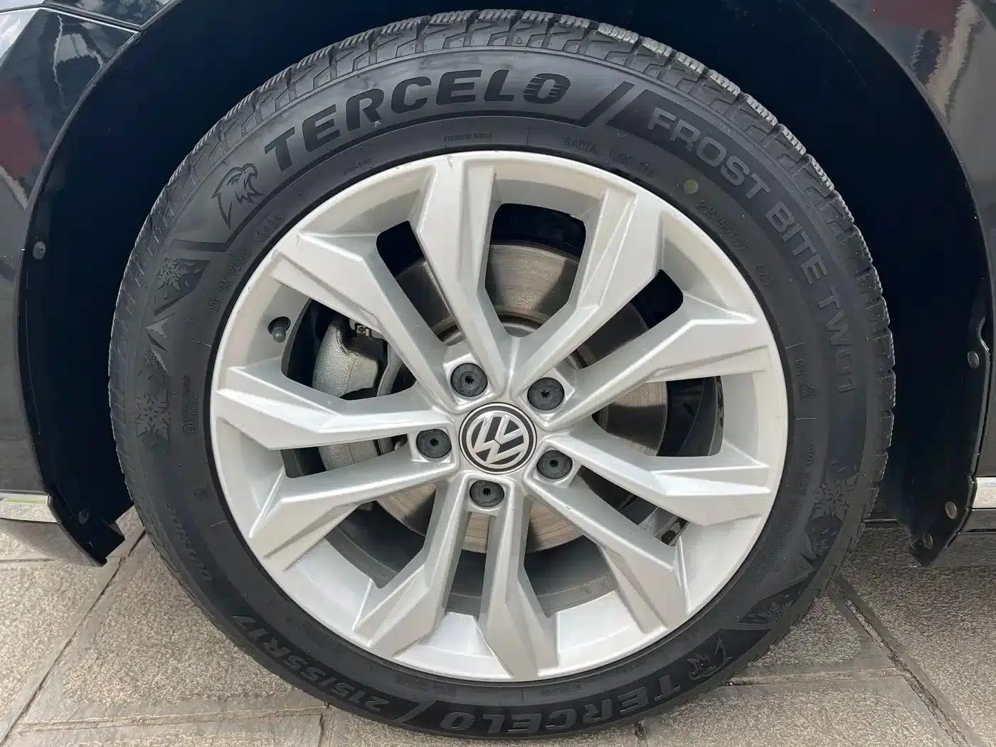 2019 Volkswagen Magotan 330TSI DSG Luxury Edition (China VI Emission Standard) — миниатюра 18
