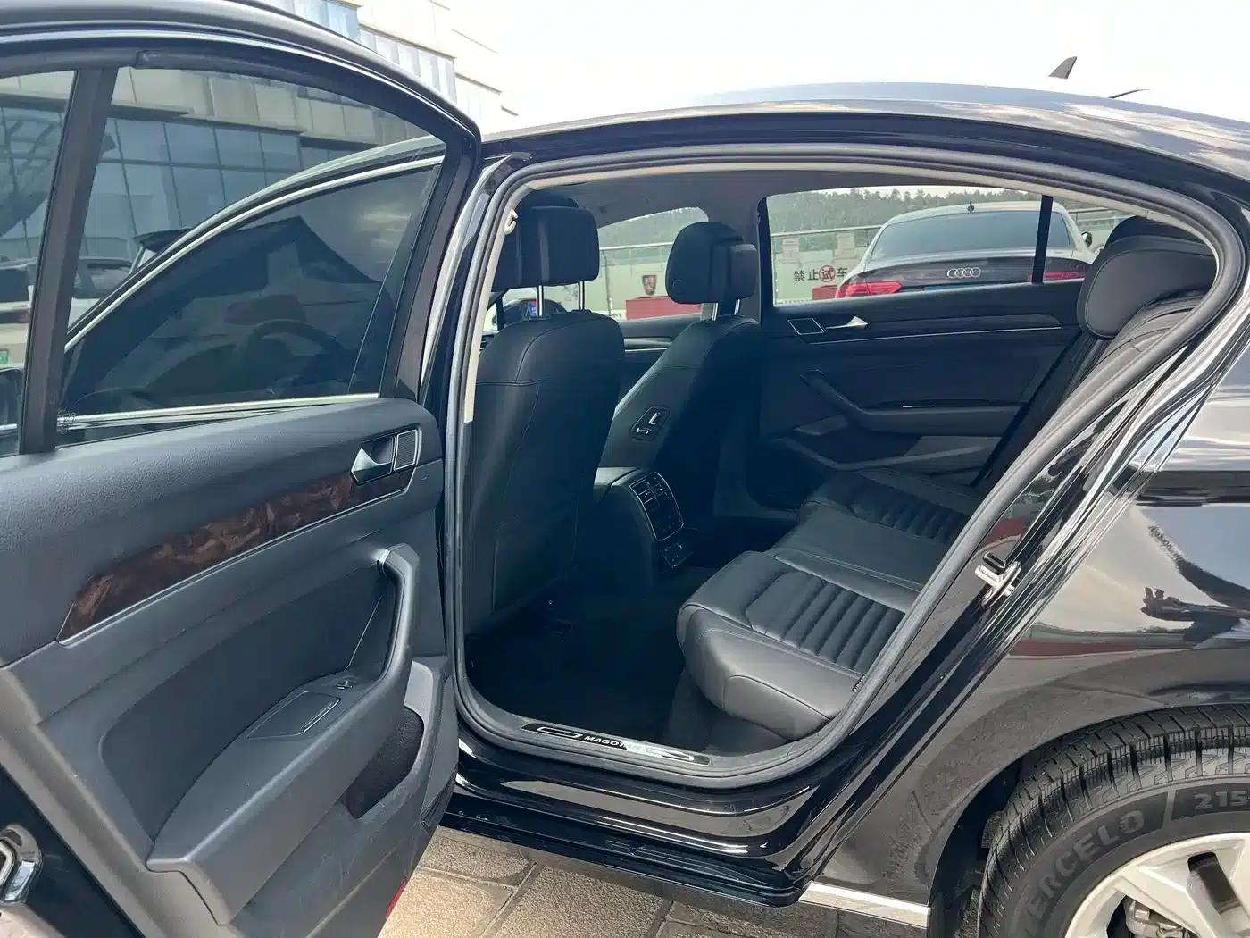 2019 Volkswagen Magotan 330TSI DSG Luxury Edition (China VI Emission Standard) — миниатюра 20