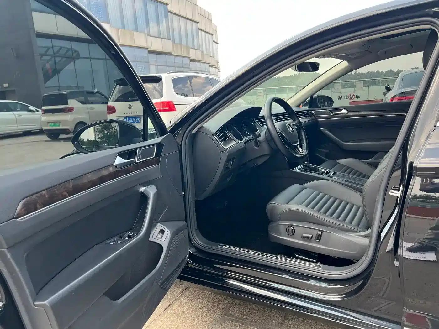 2019 Volkswagen Magotan 330TSI DSG Luxury Edition (China VI Emission Standard) — миниатюра 22