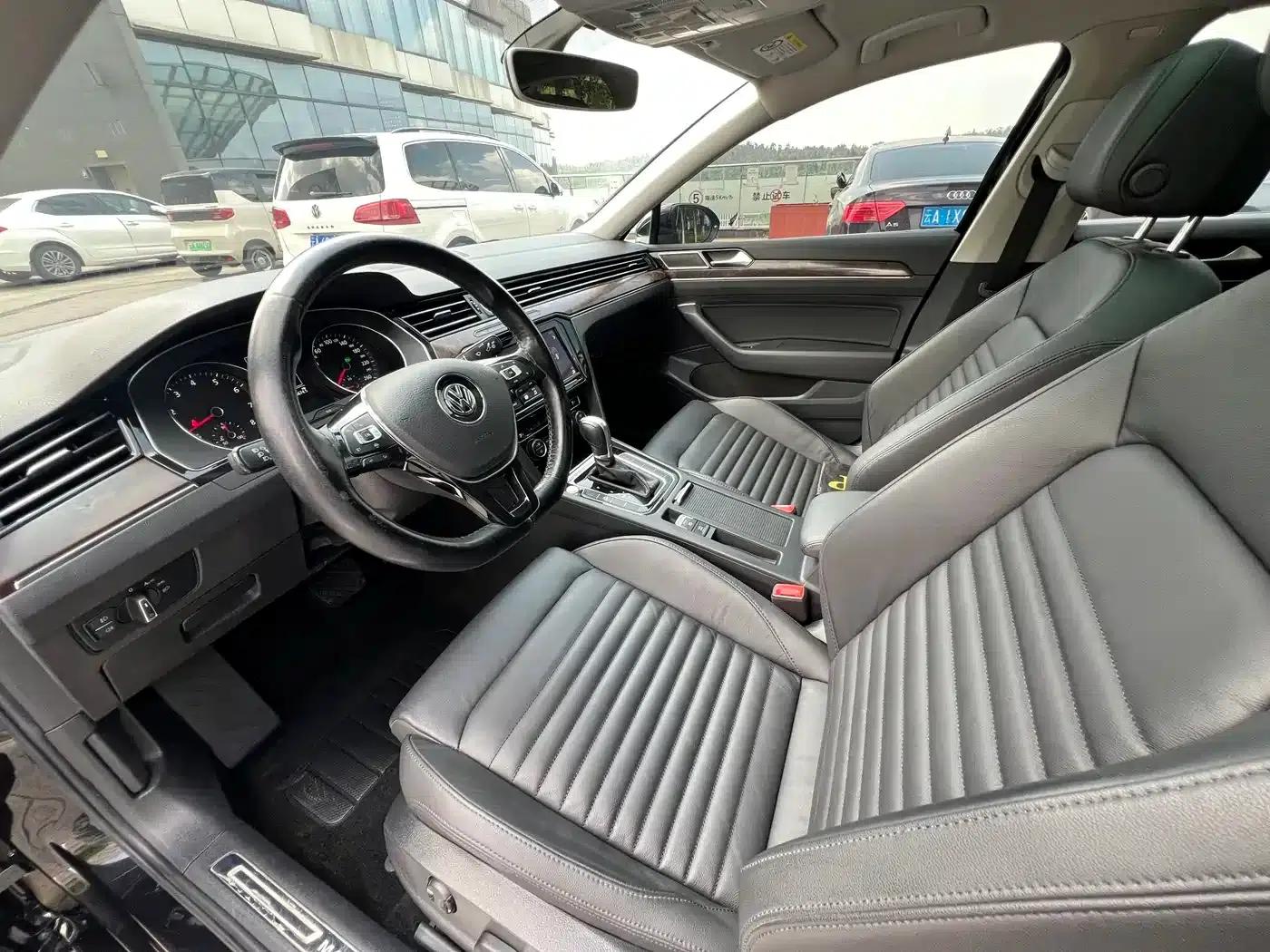 2019 Volkswagen Magotan 330TSI DSG Luxury Edition (China VI Emission Standard) — миниатюра 7