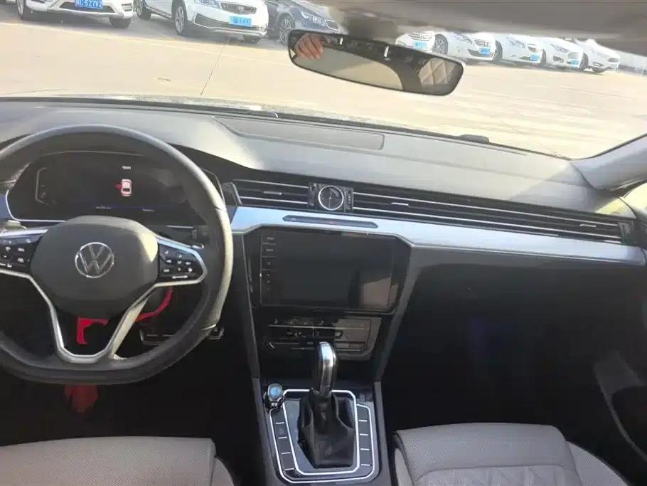 Volkswagen Magotan 2023 2 Millionth Unit Commemorative Edition 330TSI DSG Luxury — миниатюра 13