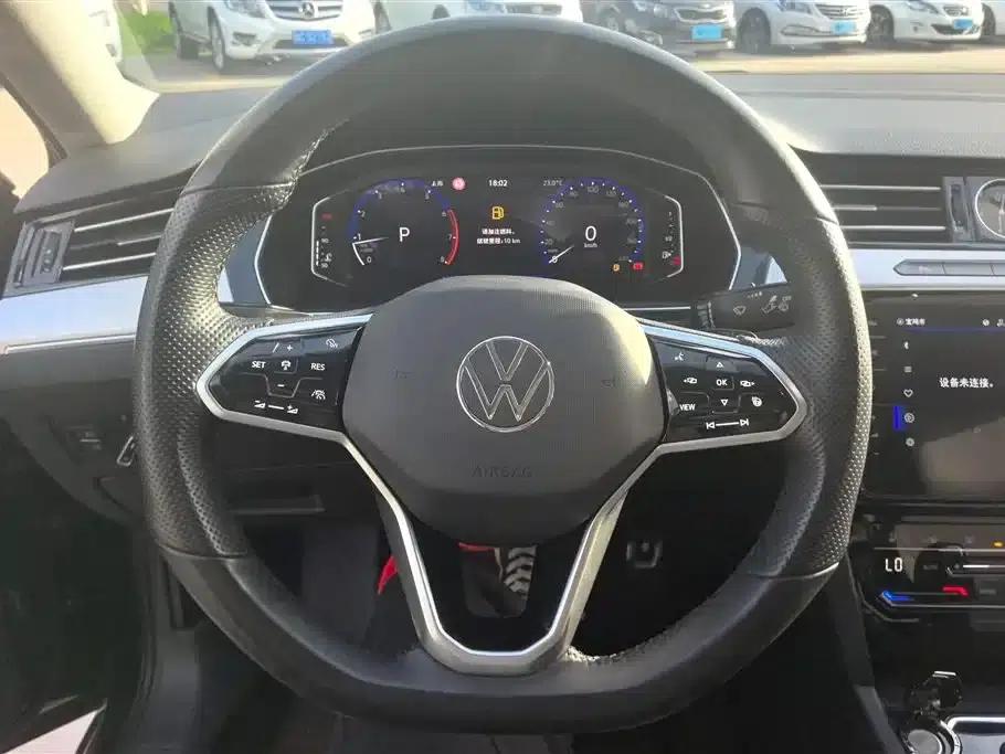 Volkswagen Magotan 2023 2 Millionth Unit Commemorative Edition 330TSI DSG Luxury — миниатюра 15