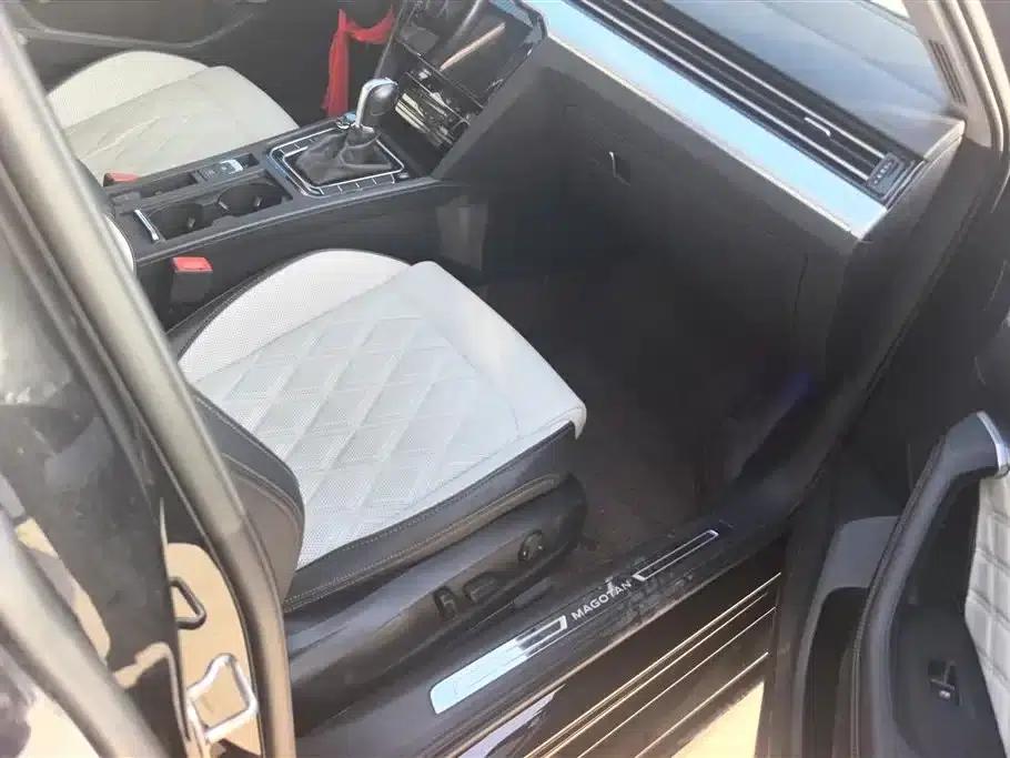 Volkswagen Magotan 2023 2 Millionth Unit Commemorative Edition 330TSI DSG Luxury — миниатюра 8