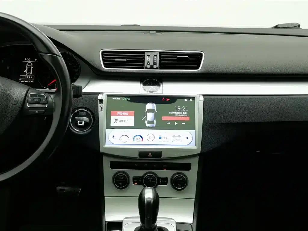 2015 Volkswagen Passat 1.8TSI Leading Edition — миниатюра 12