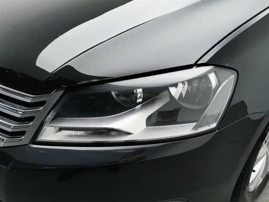 2015 Volkswagen Passat 1.8TSI Leading Edition — миниатюра 7