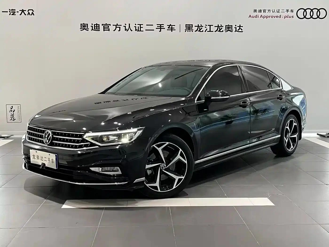 Volkswagen Magotan 2023 2 Millionth Unit Commemorative Edition 330TSI DSG Leading Model — миниатюра 1