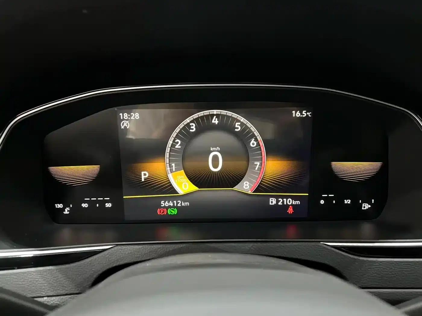 Volkswagen Magotan 2023 2 Millionth Unit Commemorative Edition 330TSI DSG Leading Model — миниатюра 7