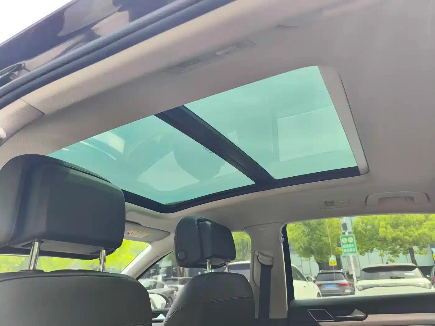 2019 Volkswagen Magotan 330TSI DSG Leading Edition (National V Emission Standard) — миниатюра 8